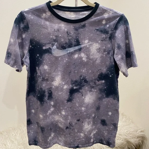 Nike galaxy t shirt hotsell